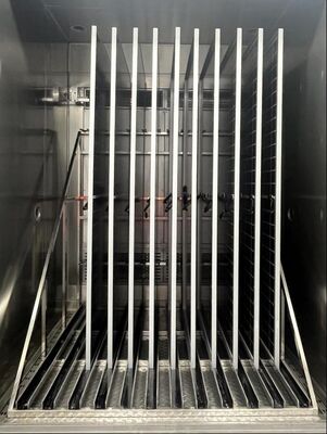 โซลารี โฟตโวลเตอิก ห้องทดสอบวงจรความร้อนอัตรารวดเร็ว ระบบติดตามความต่อเนื่องวงจร PV อุปกรณ์ทดสอบวงจรความร้อน